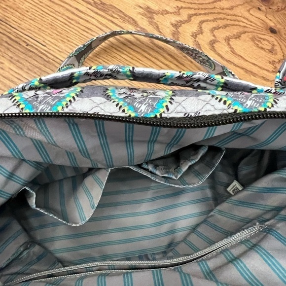 Vera Bradley Hadley On The Go Satchel Bag in Paisley Stripes. - Picture 10 of 11